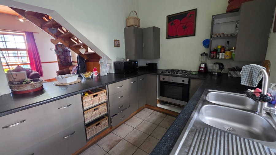 2 Bedroom Property for Sale in Mossel Bay Central Western Cape